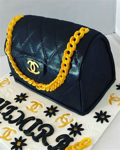 gâteau chanel anniversaire|Gâteau sac Chanel : anniversaire Zulmira – Gourmandelices.